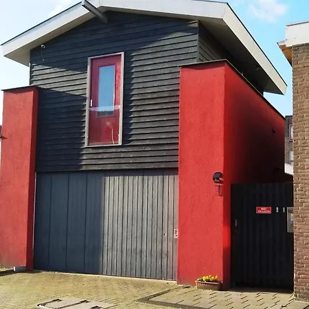 B&B 16C Maassluis NL-3